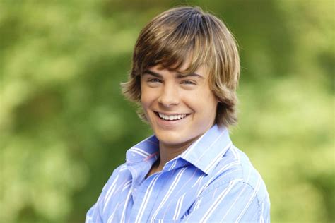 How Old Was Zac Efron in High School Musical 1: A Dive into the Age of Stardom and the Curious Case of Time Traveling Wildcats